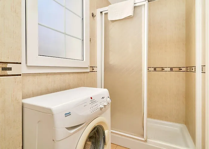 Апарт-отель Apto B-a Almoraide 3*